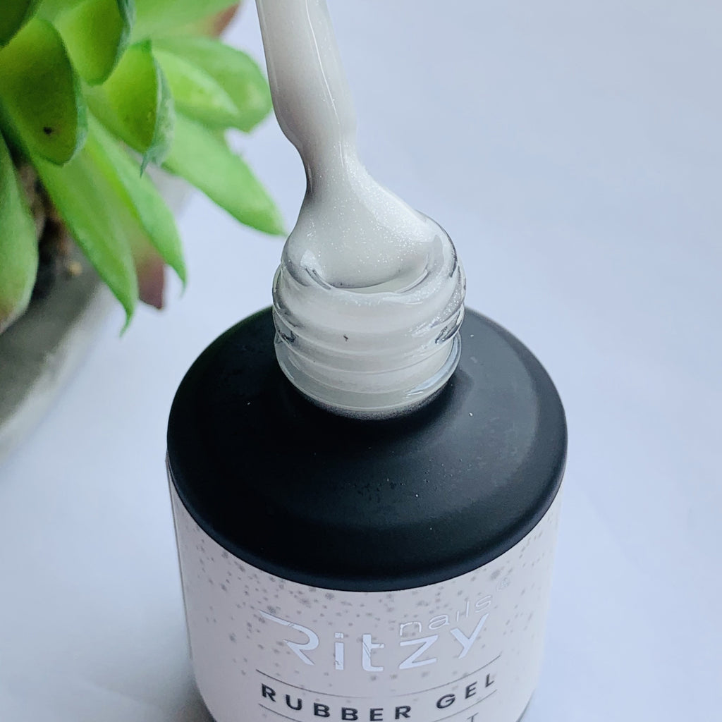 Rubber Bazė "White Glam" 15ml
