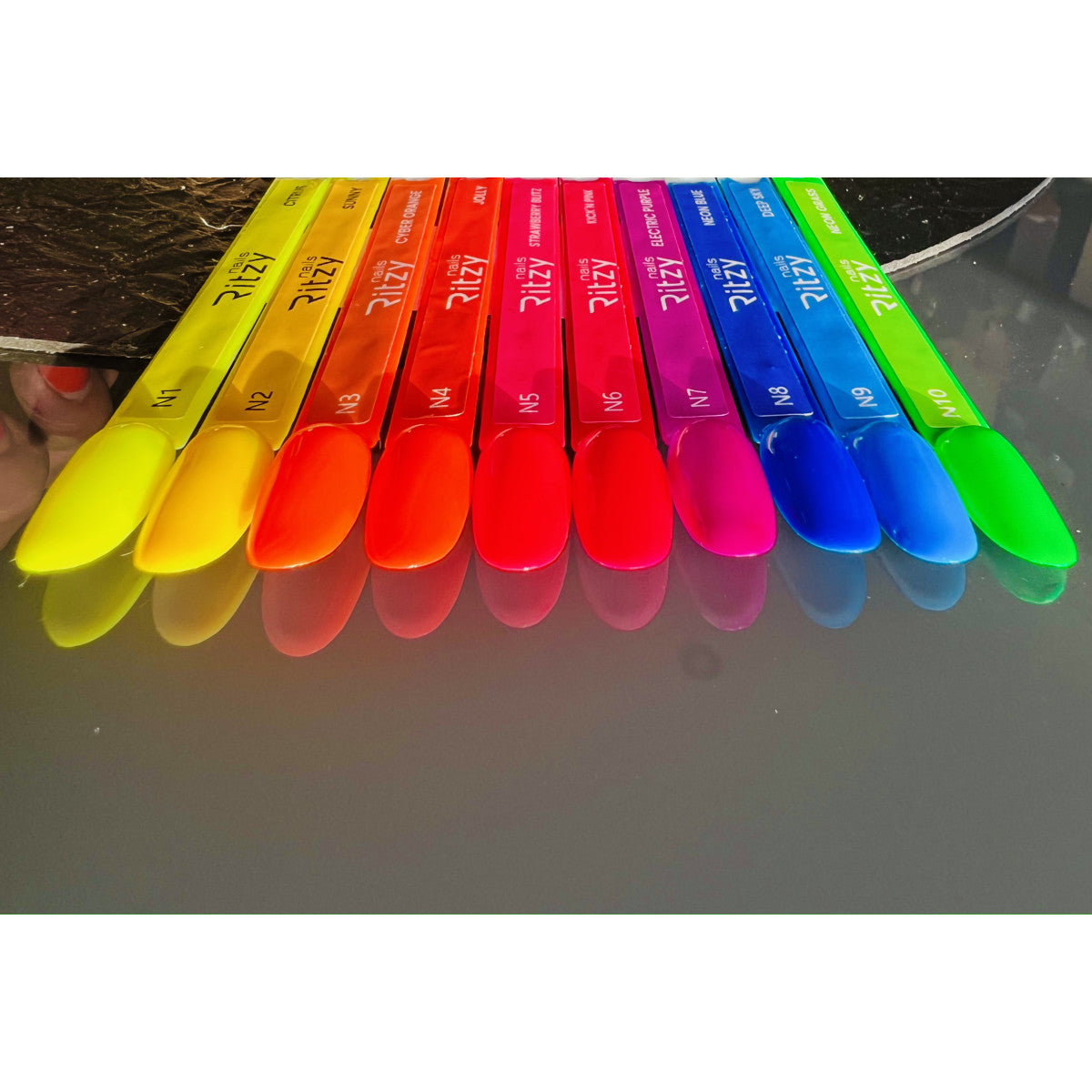 Ritzy gelinis lakas ''NEON GRASS'' N10