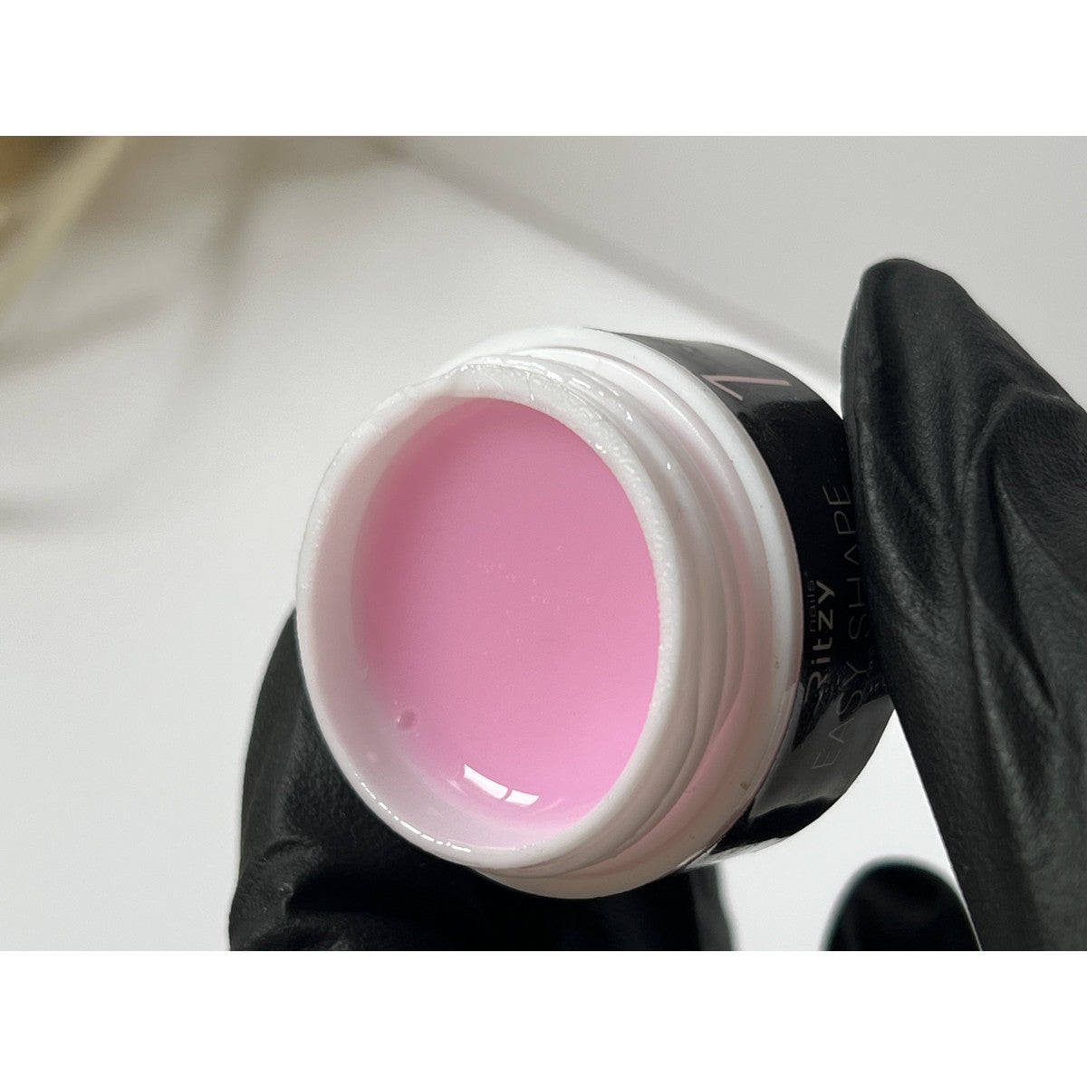 Easy shape "Milky pink" gelis 15ml