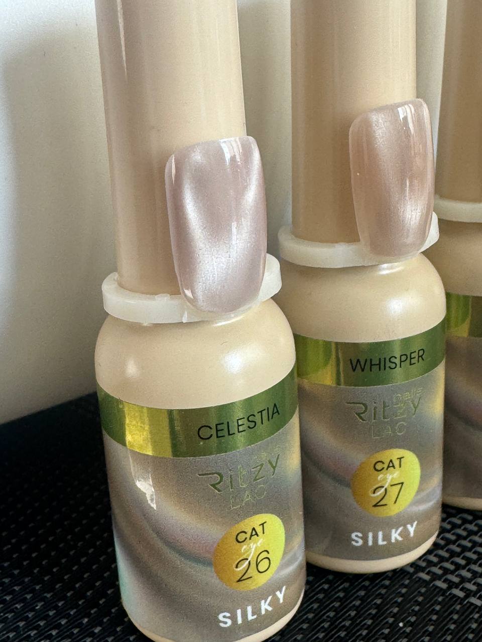 Ritzy gelinis lakas Silky cat eye Celestia 26