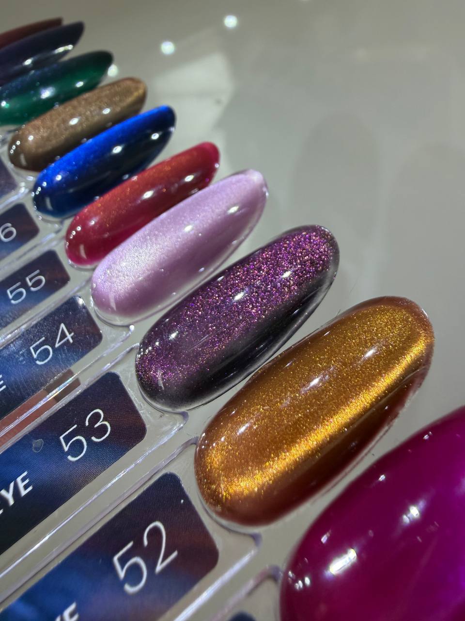 Ritzy gelinis lakas GLAM Cat eye 52